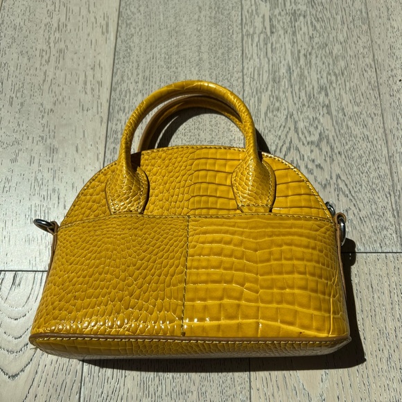 Zara Yellow Faux Crocodile Pattern Handbag - Picture 2 of 7
